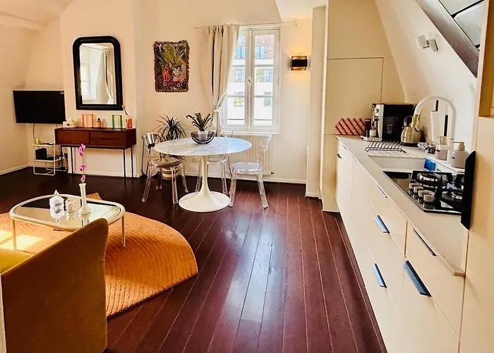 La Cour Dudon - Amazing & In * Bordeaux