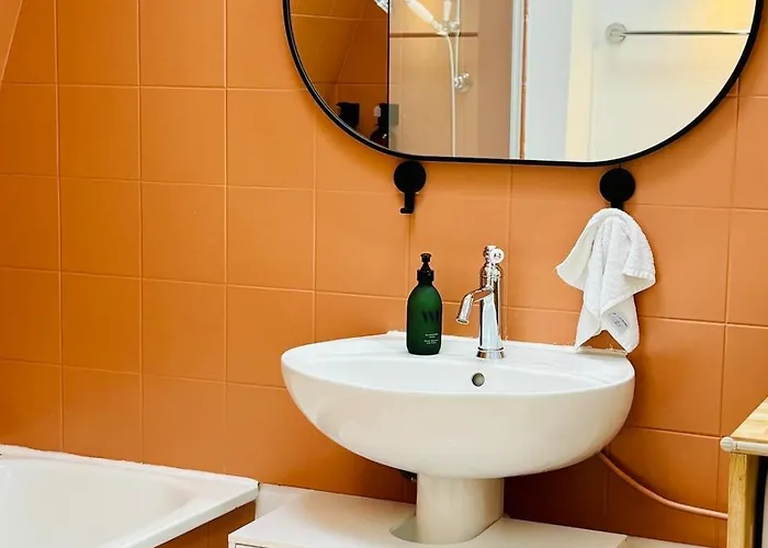 La Cour Dudon - Amazing & In