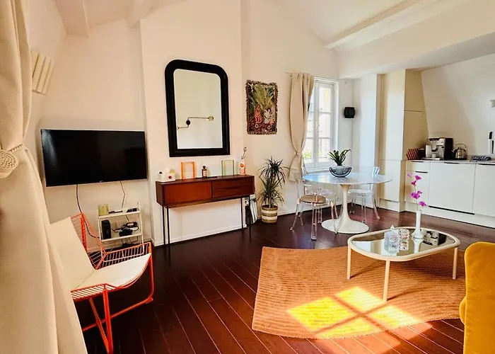 Apartman La Cour Dudon - Amazing & In *