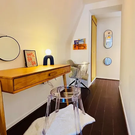 La Cour Dudon - Amazing & In Apartament Bordeaux